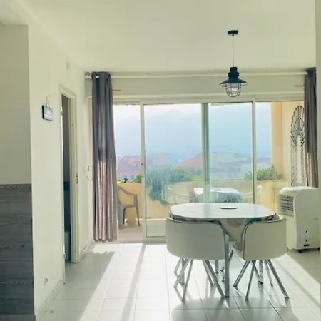 Apartment 2 Pieces A Calvi, Proche Plage, Parking Inclus - Fr-1-63-284 Calvi (Corsica)